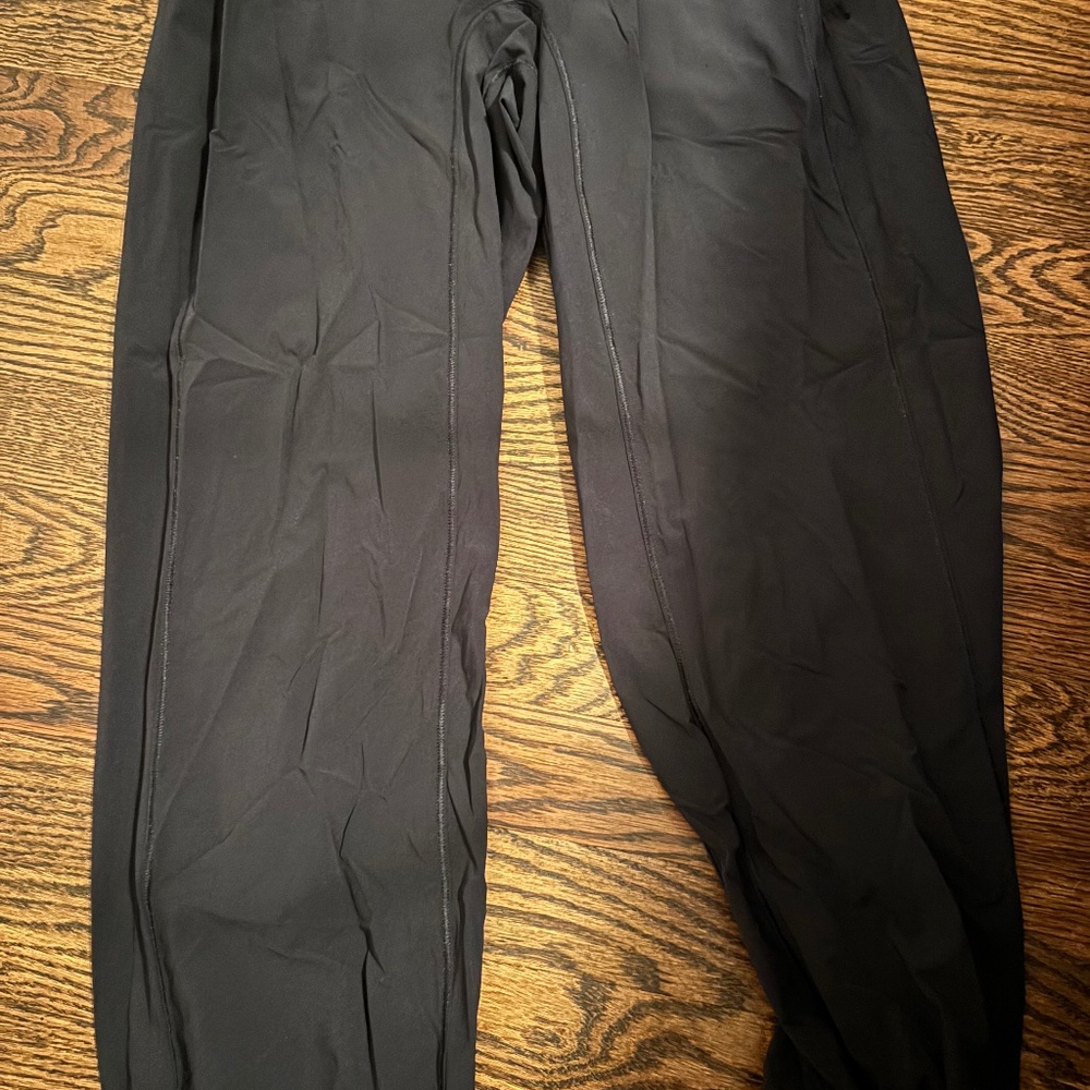 Black Lulu like new joggers